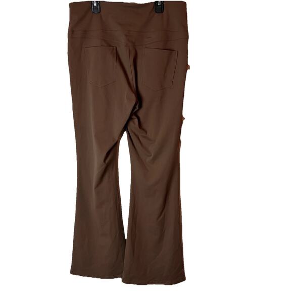 NWT Halara Womens Flare Yoga Leggings Brown With Pockets Size 1XL - Picture 5 of 7